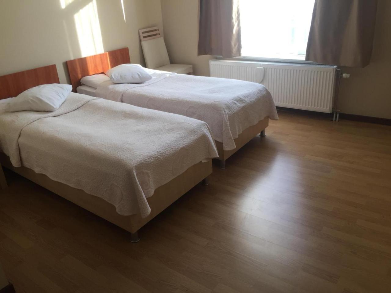 الشقق الفندقية Schaerbeekفي  Prestige Flats Coteaux المظهر الخارجي الصورة